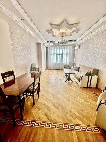 Сдаётся 2-комн. новостройка 90 м², м. Нефтчиляр, photo 10 from 12