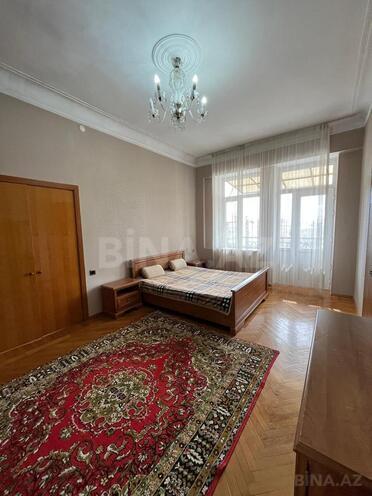 Сдаётся 3-комн. вторичка 100 м², м. Ичеришехер, photo 7 from 31