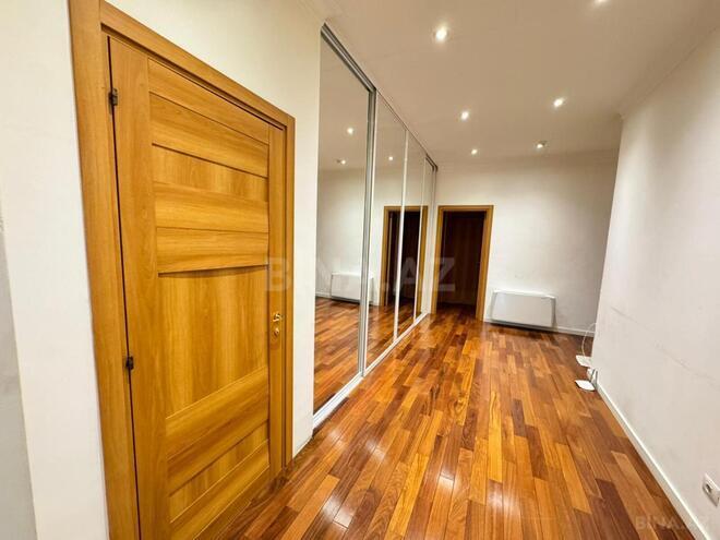 Сдаётся 3-комн. новостройка 125 м², м. Низами, photo 12 from 20