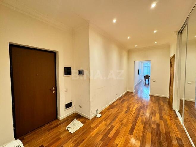 Сдаётся 3-комн. новостройка 125 м², м. Низами, photo 13 from 20