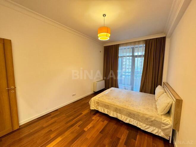 Сдаётся 3-комн. новостройка 125 м², м. Низами, photo 8 from 20