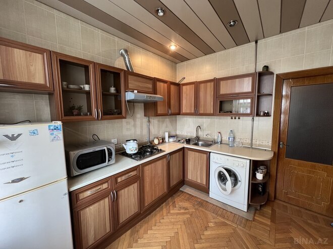 Продаётся 3-комн. вторичка 90 м², м. Нариман Нариманов, photo 12 from 18
