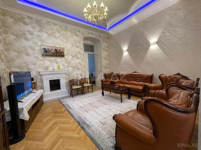 Satılır 3 otaqlı köhnə tikili 100 m², Nizami m., photo 1 from 27