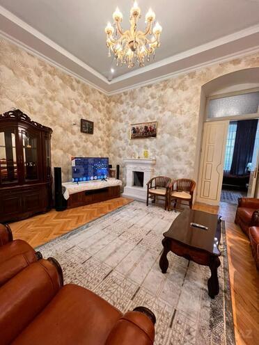 Satılır 3 otaqlı köhnə tikili 100 m², Nizami m., photo 5 from 27