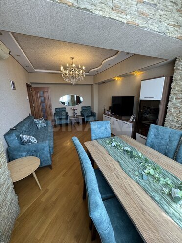Продаётся 3-комн. вторичка 70 м², м. Азадлыг проспекти, photo 6 from 19
