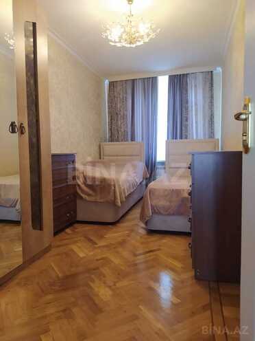 İcarəyə verilir 2 otaqlı köhnə tikili 45 m², Qara Qarayev m., photo 4 from 9