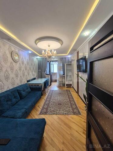 Продаётся 3-комн. вторичка 60 м², пос. Бакиханова, photo 1 from 12
