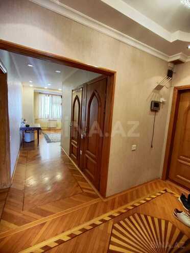 Продаётся 3-комн. вторичка 90 м², м. Нефтчиляр, photo 4 from 16