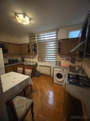 Продаётся 3-комн. вторичка 70 м², м. Низами, photo 10 from 21