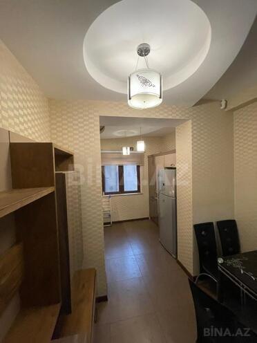 Продаётся 3-комн. вторичка 85 м², м. Низами, photo 10 from 24