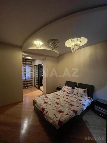 Продаётся 3-комн. вторичка 85 м², м. Низами, photo 6 from 24