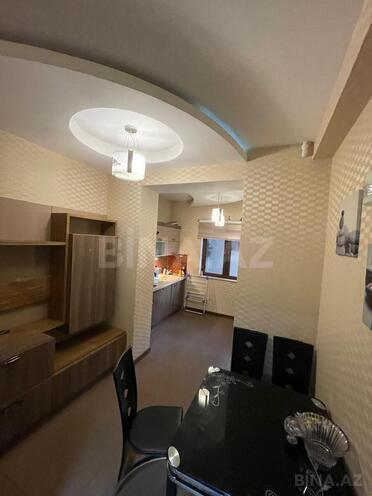Продаётся 3-комн. вторичка 85 м², м. Низами, photo 11 from 24