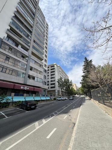 Satılır 2 otaqlı köhnə tikili 80 m², Elmlər Akademiyası m., photo 3 from 13