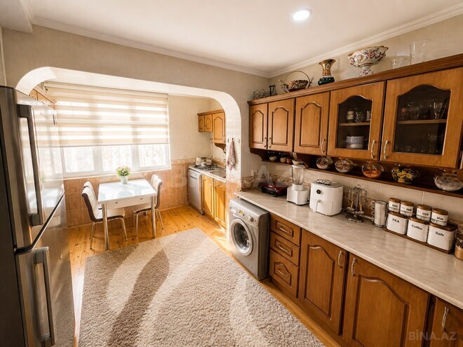Satılır 4 otaqlı köhnə tikili 110 m², İnşaatçılar m., photo 6 from 11