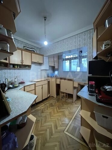 Satılır 5 otaqlı köhnə tikili 130 m², 8-ci mikrorayon q., photo 6 from 13