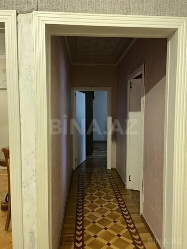 Satılır 5 otaqlı köhnə tikili 130 m², 8-ci mikrorayon q., photo 7 from 13