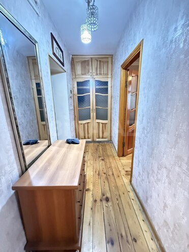 Satılır 2 otaqlı köhnə tikili 60 m², Xalqlar Dostluğu m., photo 15 from 16