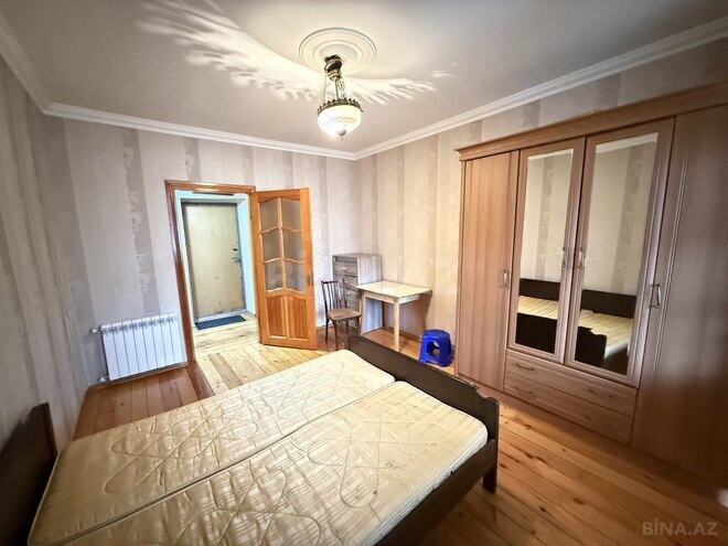 Satılır 2 otaqlı köhnə tikili 60 m², Xalqlar Dostluğu m., photo 5 from 16