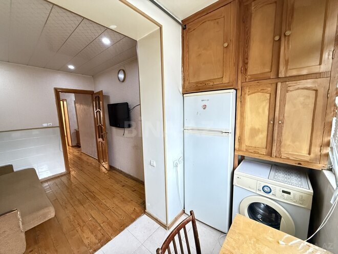Satılır 2 otaqlı köhnə tikili 60 m², Xalqlar Dostluğu m., photo 10 from 16