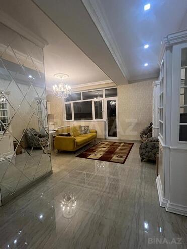 Продаётся 2-комн. новостройка 90 м², м. Иншаатчылар, photo 1 from 12