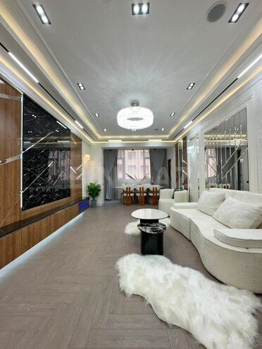 Продаётся 3-комн. новостройка 155 м², м. 28 мая, photo 1 from 15