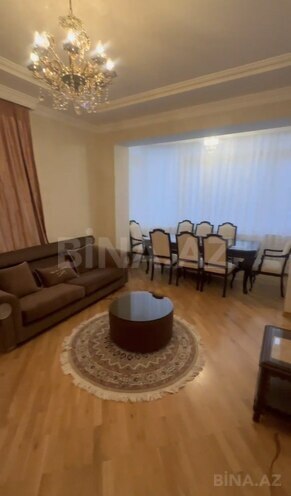 Сдаётся 3-комн. новостройка 130 м², Насиминский  р., photo 19 from 21