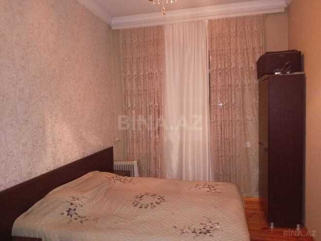 Продаётся 3-комн. вторичка 67 м², м. Нариман Нариманов, photo 8 from 18