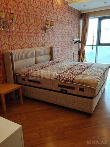 Сдаётся 4-комн. новостройка 220 м², м. Низами, photo 14 from 32