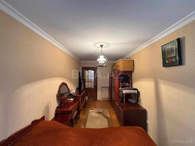Satılır 2 otaqlı köhnə tikili 65 m², 28 May m., photo 10 from 18