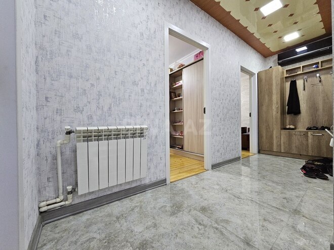 Продаётся 4-комн. вторичка 100 м², photo 17 from 26