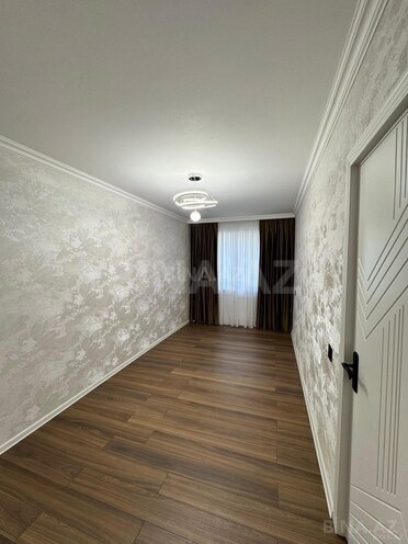 Продаётся 2-комн. вторичка 65 м², м. Нефтчиляр, photo 4 from 17