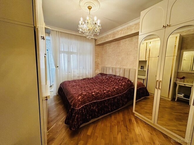 Продаётся 3-комн. вторичка 70 м², Наримановский  р., photo 8 from 19