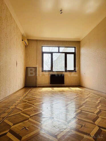 Satılır 3 otaqlı köhnə tikili 70 m², Gənclik m., photo 3 from 10