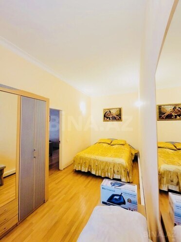 Satılır 2 otaqlı köhnə tikili 60 m², Sahil m., photo 5 from 14