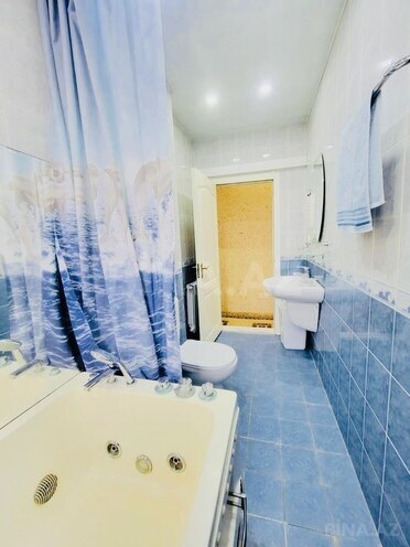Satılır 2 otaqlı köhnə tikili 60 m², Sahil m., photo 10 from 14