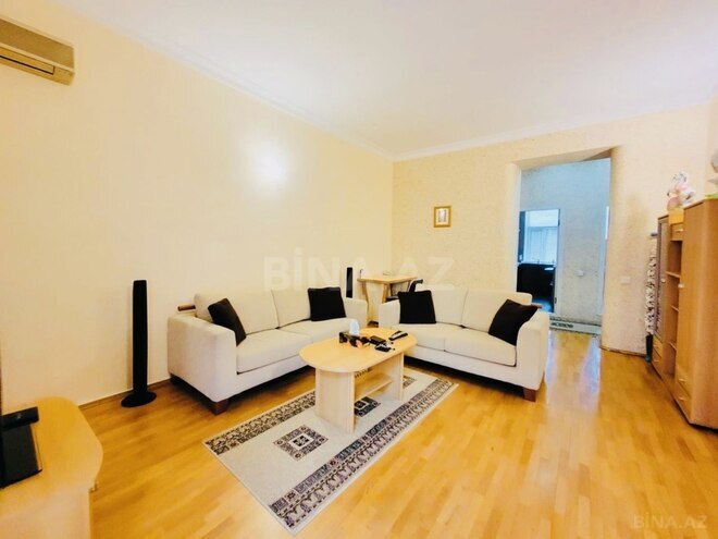 Satılır 2 otaqlı köhnə tikili 60 m², Sahil m., photo 4 from 14