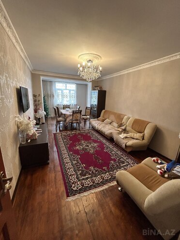 Продаётся 3-комн. вторичка 80 м², Хатаинский р., photo 1 from 10