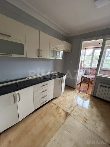 Продаётся 3-комн. вторичка 80 м², Хатаинский р., photo 8 from 11