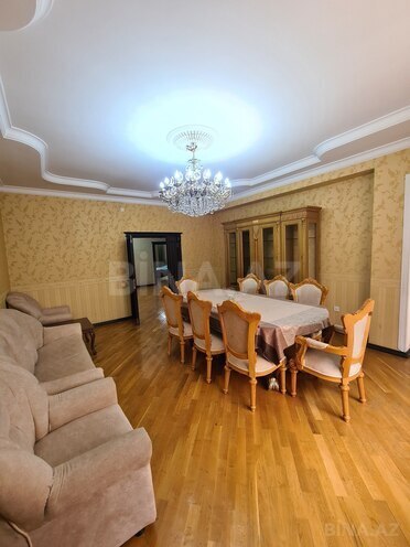 Сдаётся 3-комн. новостройка 130 м², м. Нариман Нариманов, photo 1 from 20