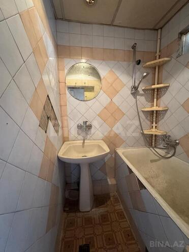 Satılır 3 otaqlı köhnə tikili 74 m², İnşaatçılar m., photo 17 from 18