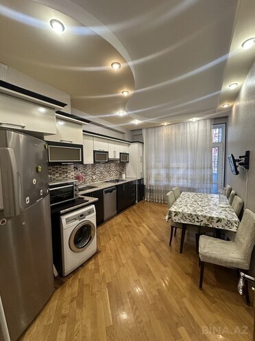 Сдаётся 3-комн. новостройка 150 м², м. Нариман Нариманов, photo 5 from 28