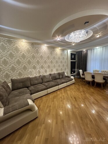 Сдаётся 3-комн. новостройка 150 м², м. Нариман Нариманов, photo 8 from 28