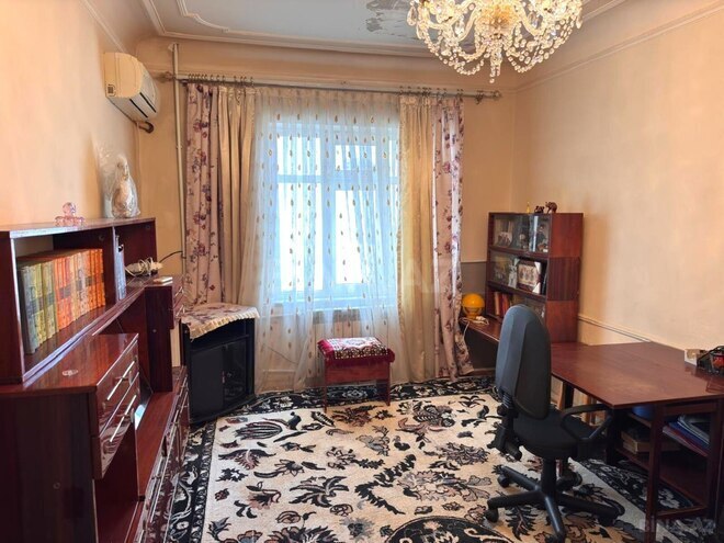 İcarəyə verilir 4 otaqlı köhnə tikili 80 m², Yeni Yasamal q., photo 4 from 19