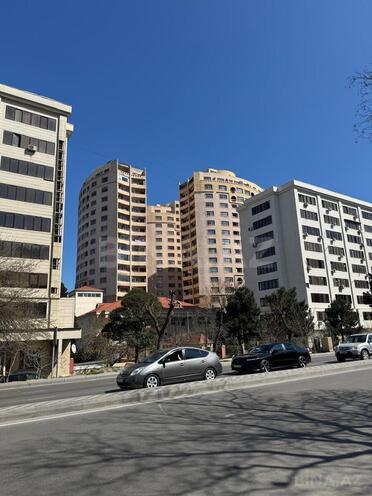 Satılır 3 otaqlı köhnə tikili 55 m², İnşaatçılar m., photo 7 from 20