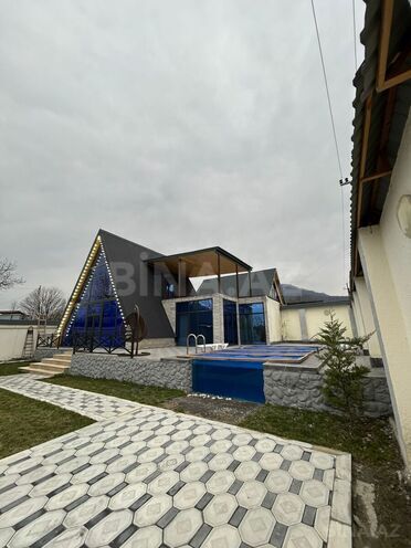 Сдаётся 4-комн. дом/дача 500 м², photo 1 from 14