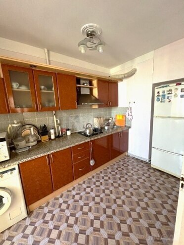 Продаётся 3-комн. вторичка 95 м², м. Мемар Аджеми, photo 7 from 13