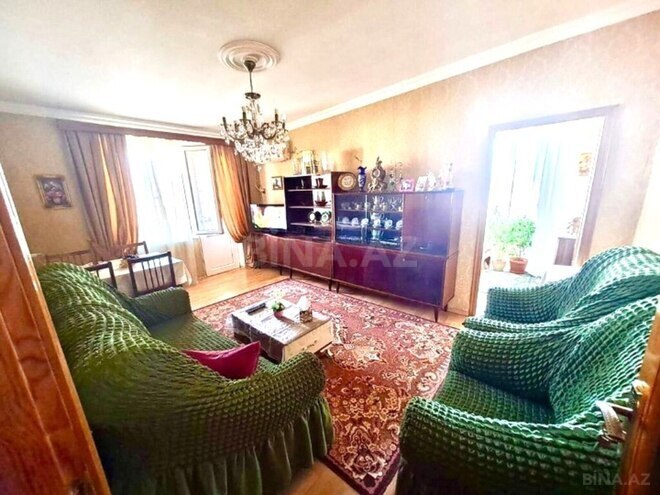 Продаётся 2-комн. вторичка 50 м², м. Кара Караев, photo 3 from 28