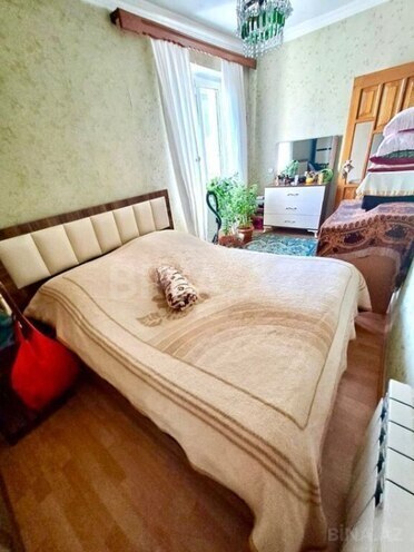 Продаётся 2-комн. вторичка 50 м², м. Кара Караев, photo 15 from 28