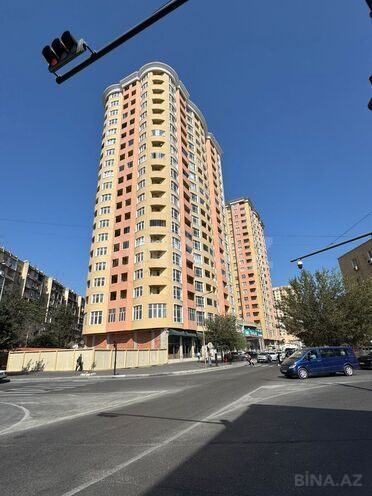 Продаётся 2-комн. новостройка 62 м², м. Азадлыг проспекти, photo 1 from 15
