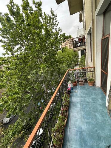 Продаётся 3-комн. вторичка 90 м², Насиминский  р., photo 18 from 28